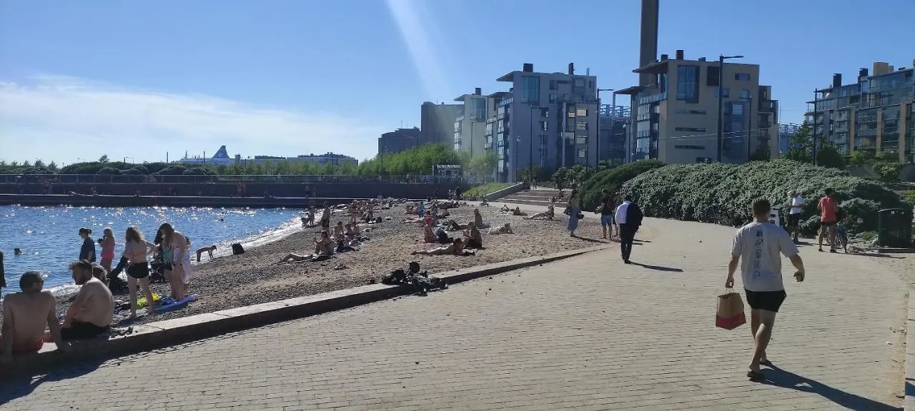 Eira Sauna & Terrace Luxe Helsinki Apartment